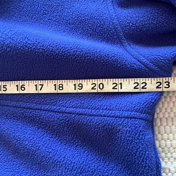 Lands' End- cobalt blue, PolarTec zip front jacket, Size 10-12, fleece w pockets - Picture 8 of 10